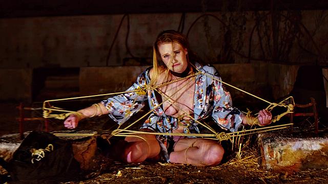 Blond babe gets nipples hurt while drinks piss