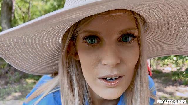 We Live Together - Roommates' Game