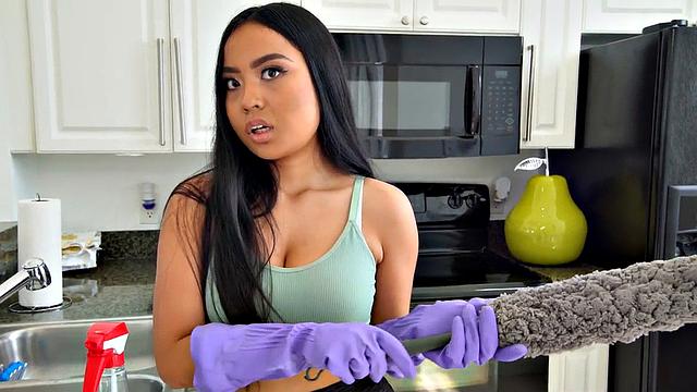 Seduced nympho maid fucked in pussy hole by nice dick