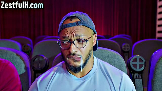 Bisex babe shared by guys in 3some