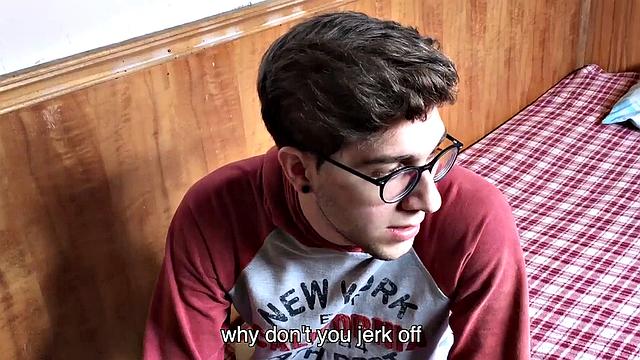 Латиносы забывают о карантине ради денег и толстых членов