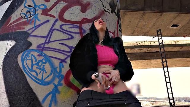 Big-titted babe picked up and smashed in doggystyle