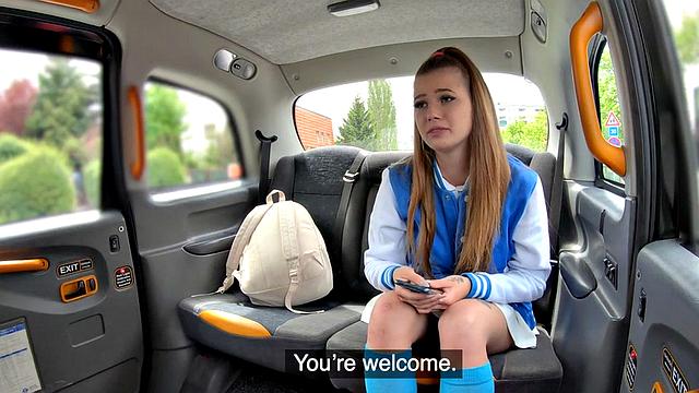 College amateur slut in stockings fucked outdoors in a taxi