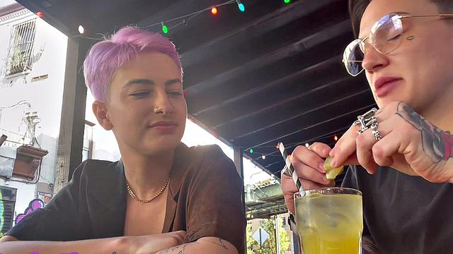 Tattooed amateur lesbian licks GFs pussy at home