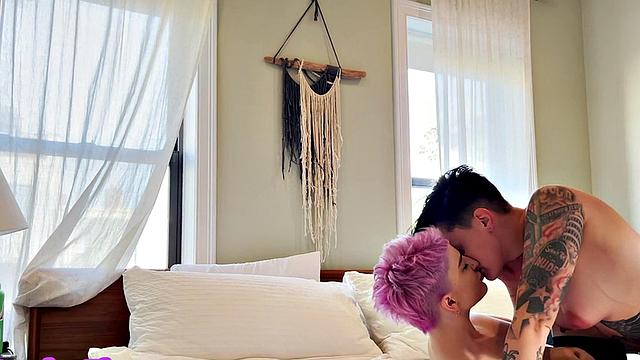 Tattooed amateur lesbian licks GFs pussy at home