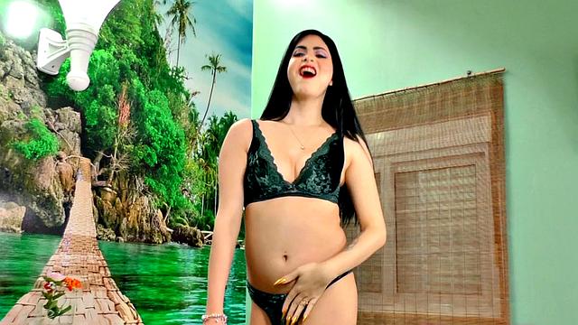 Machine Makes TS Ejaculate