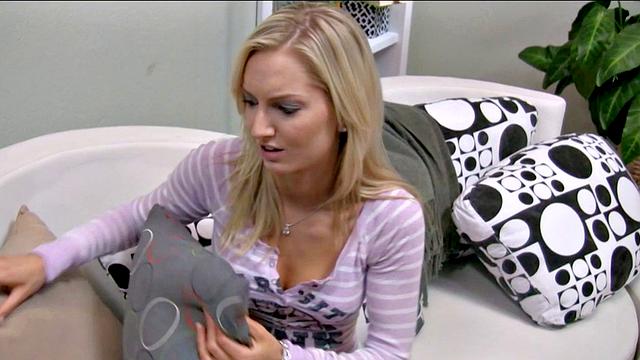 Blondes Love Dick - Taylor Tilden