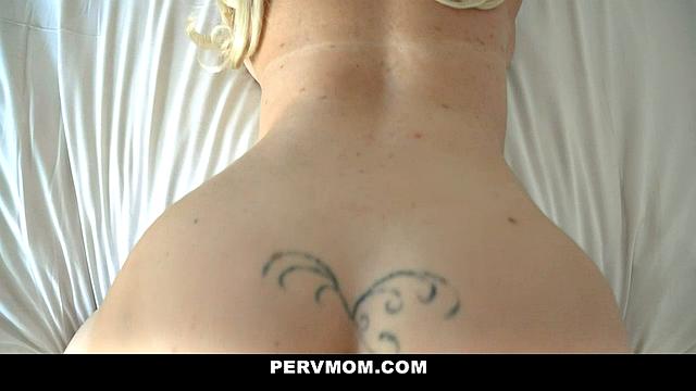 My Stepmom Fucks me After Breakup