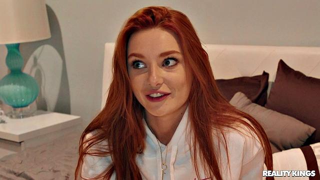 WLT S02E01: New Place, New Character