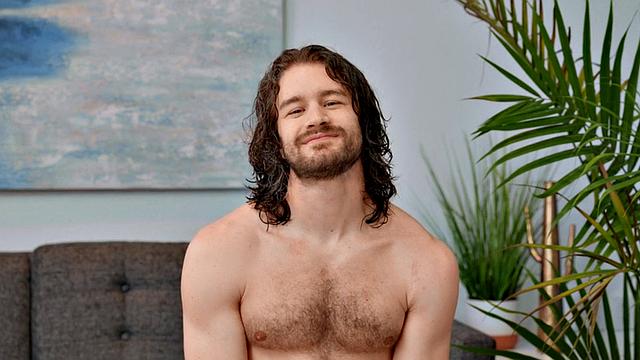 Hung hippie stud pleasuring himself as he rubs his big shaft