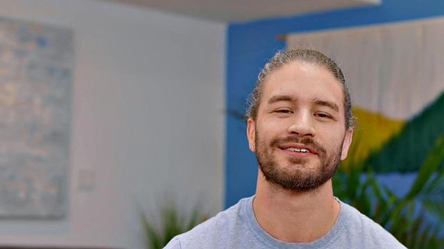 Hung hippie stud pleasuring himself as he rubs his big shaft