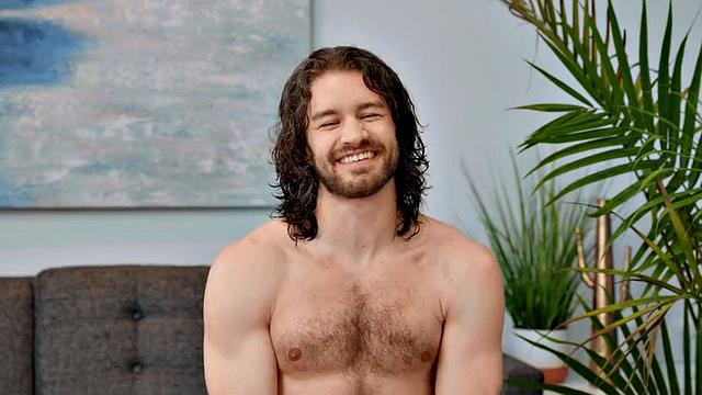 Hung hippie stud pleasuring himself as he rubs his big shaft