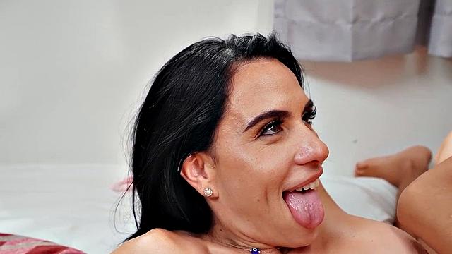 Stepmom and ebony 21yo stepsis get smashed in 3some