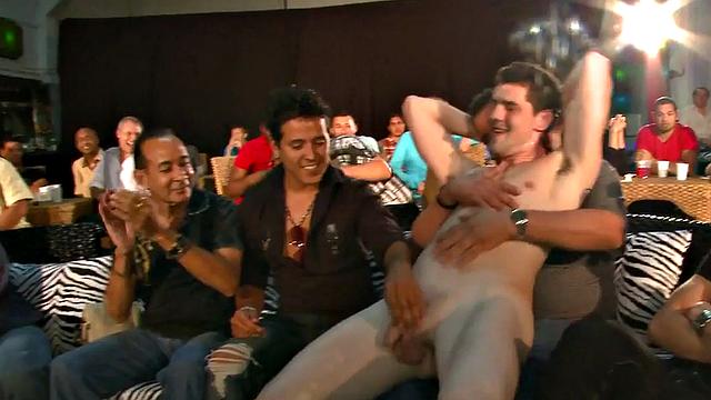 Real deepthroating party with a cowboy