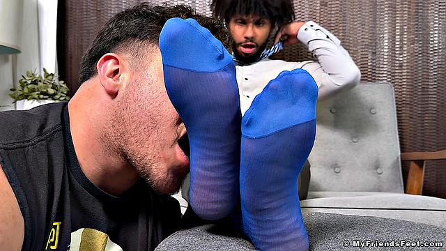 Tony Genius Gets Worshiped - Tony Genius