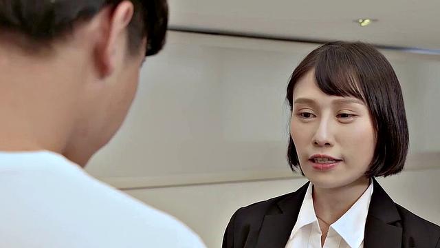 Real estate agent Xiao Ye Ye gets screwed by a perverted client