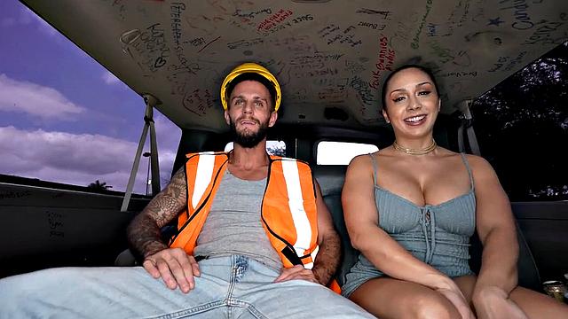 Str8 random worker fucks gaydaddy in public van