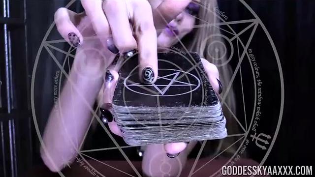 Goddess Kyaa in Tarot Magic Tells Fate