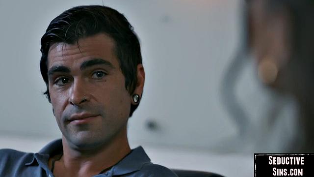 Classy blonde babe gets drilled