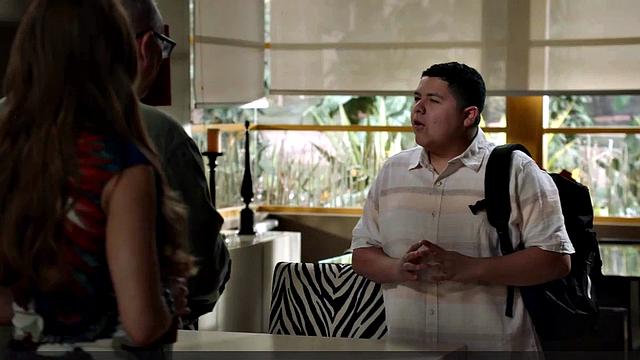 Sofia Vergara big cleavage