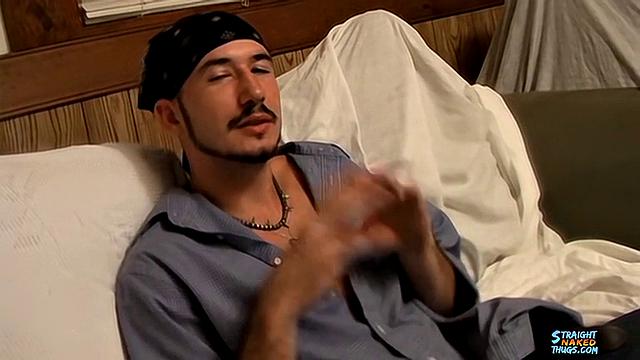 Все кайфуют от члена в капюшоне
