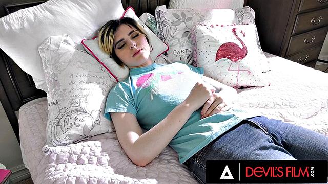 Hot Trans Body Ignites Anal Threesome With Korra Del Rio And Jenna Creed PART 1