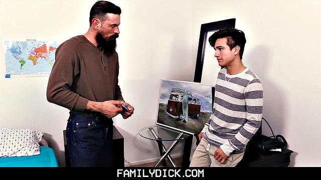 Daddy Will Show You Chapter 1:You're a Virgin, Right?