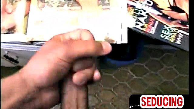 Homemade seduced man sucked by POV DILF in closeup