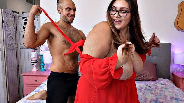 Slutty BBW loves hardcore fucking with BWC nympho