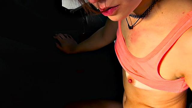 Harley's bald pussy gets pounded in a car, and she takes a facial in POV