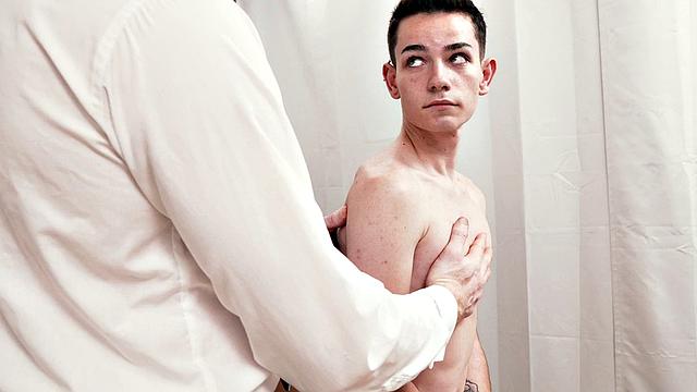 Tall doctor fucks skinny twink in weird infirmary