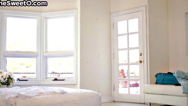 Bigbooty babe gagging on hard cock before riding it