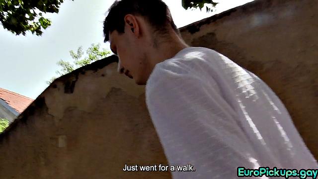 Picked up euro stud cockriding outdoors