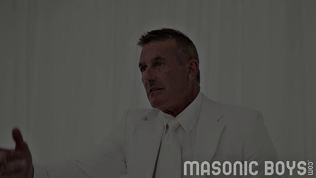 APPRENTICE WHITE - Chapter 3 - Anointment