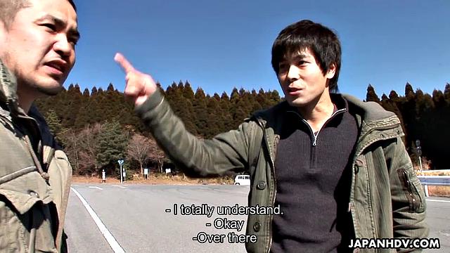 Horny dudes enjoy blowjobs at hot springs