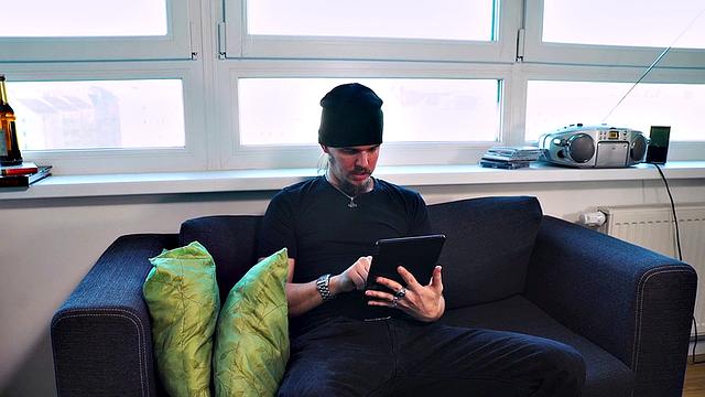 Hot Online Date In Car