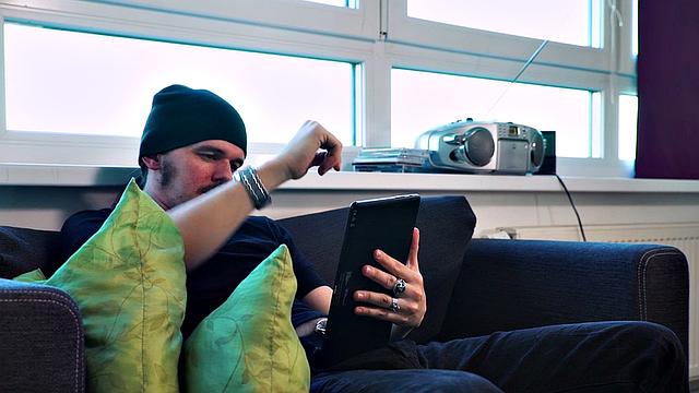 Hot Online Date In Car