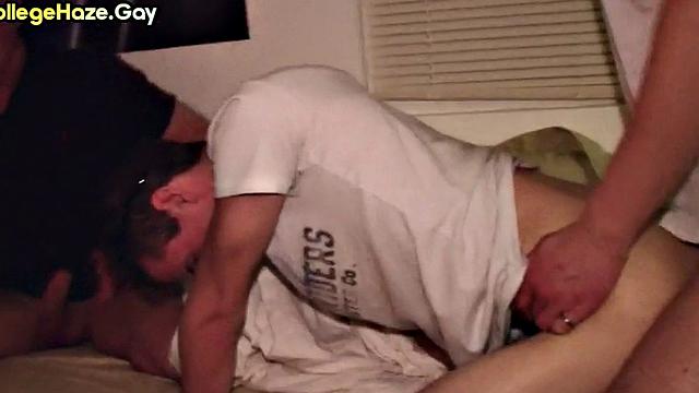 Real straight guys go gay in 3some fraternity on college
