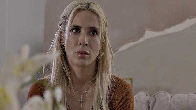 Nympho passionately fucked in her tight pussy by her BF