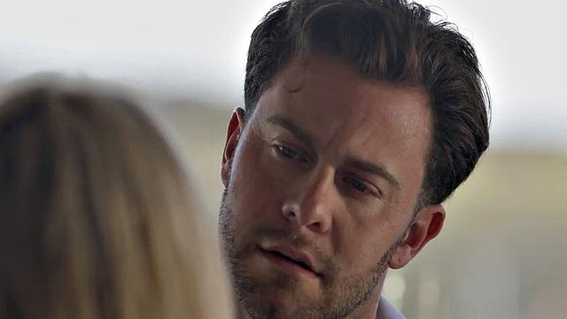 Nympho passionately fucked in her tight pussy by her BF