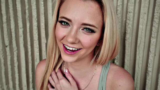 Blonde chick gets her pussy pounded in public like a pro