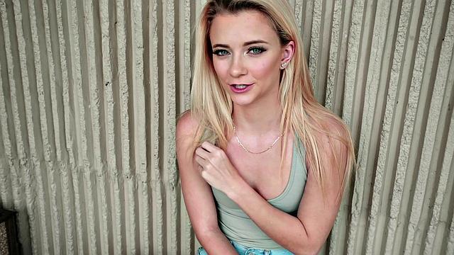 Blonde chick gets her pussy pounded in public like a pro