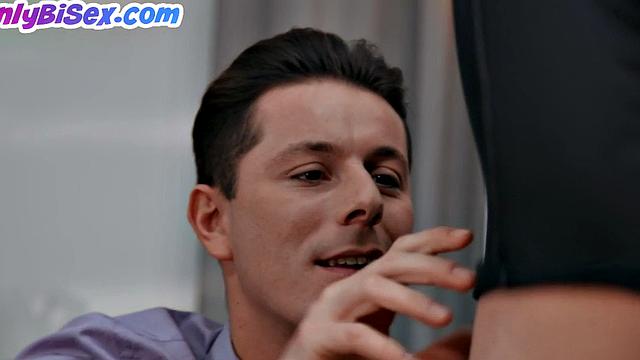 Bisex cutie with small boobs sucks and gets 3some fucked