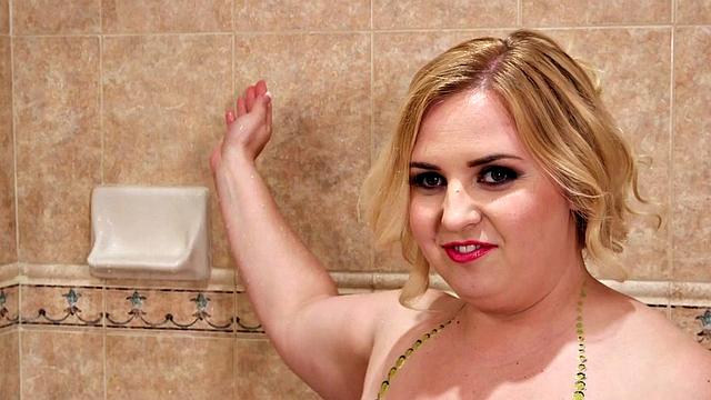 Football Goes Better With Nikky Wilder's Assets