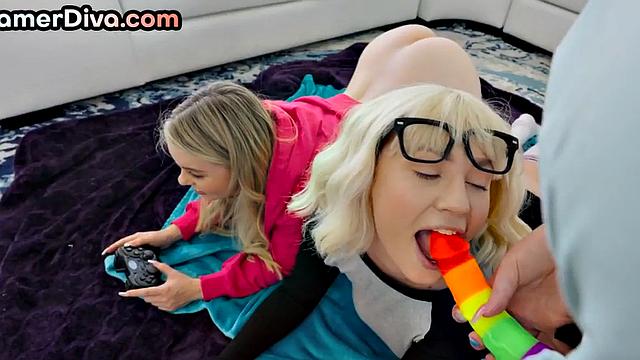 Gaming dykes strapon fucked by redhead babe in 3some