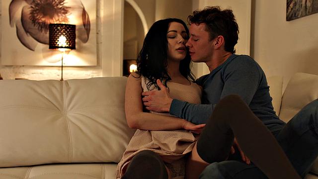 X-Sensual - Emily Bender - Sensual Lovemaking