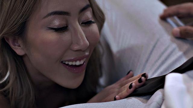 MODERN-DAY SINS - Hung Anal Lover Teased By Horny Nicole Doshi During Meeting Cll