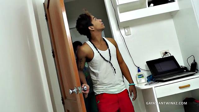 Str8 Derik Fucks Argie