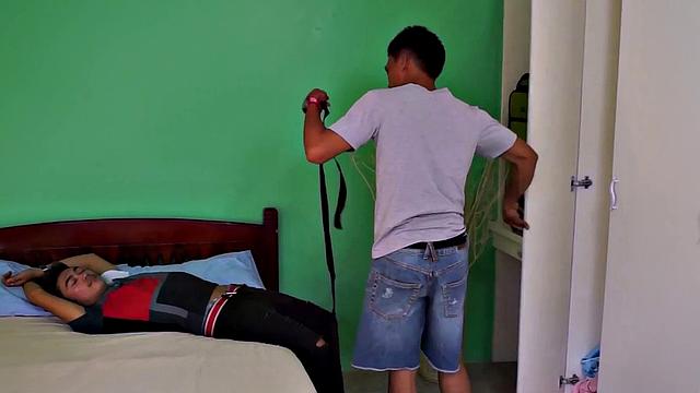 Amateur Asian 21yo rides BF at home after bondage BJ