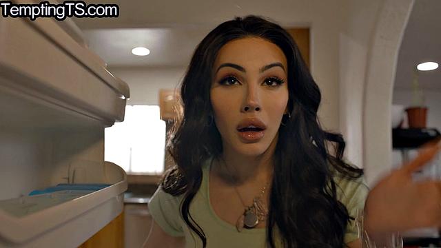 Teen trans lesbian fucking pussy